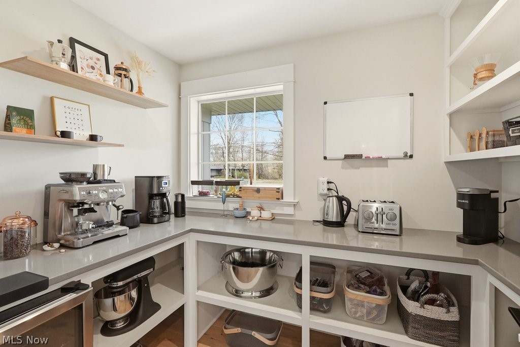 Bolingbrook Acres - Residential