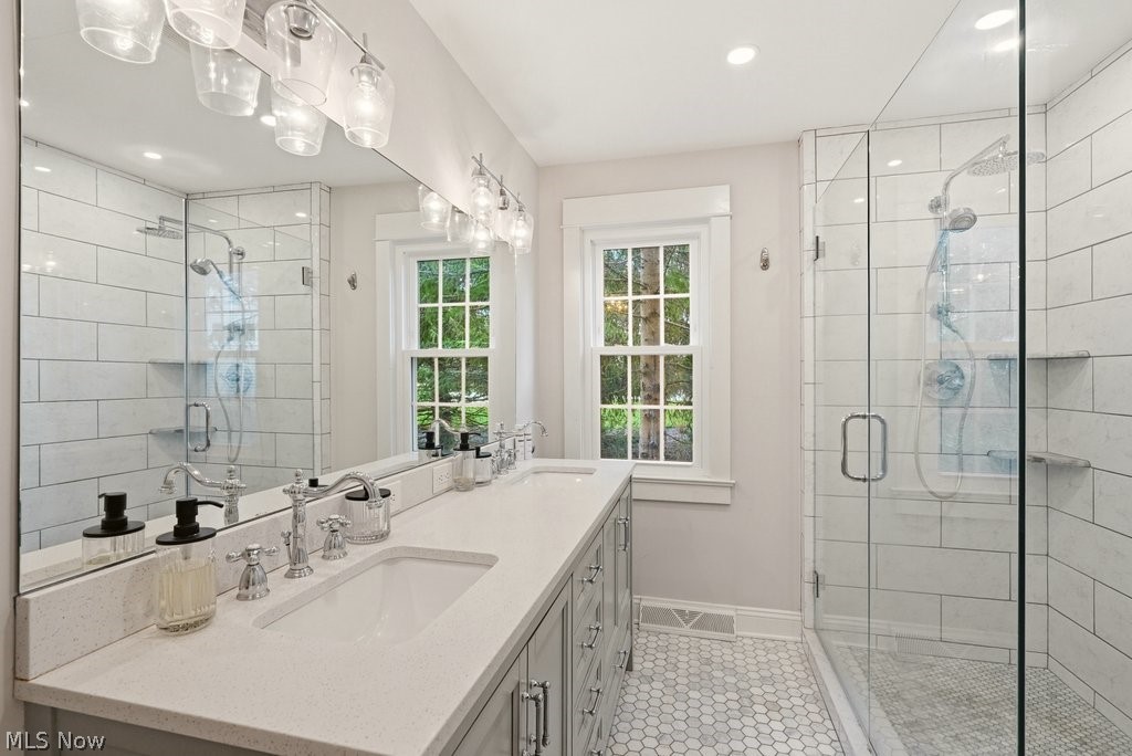 Bolingbrook Acres - Residential