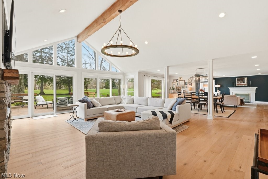 Bolingbrook Acres - Residential