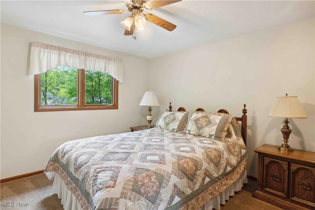 20474 Sandalwood Lane, Strongsville, Ohio image 28