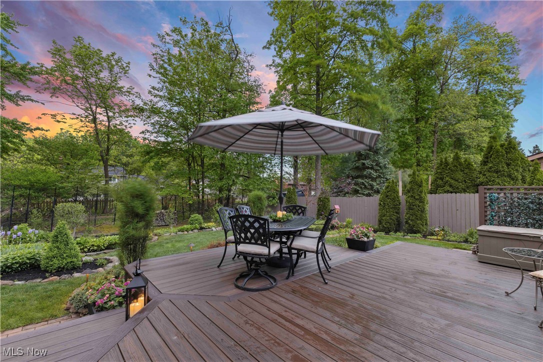 20474 Sandalwood Lane, Strongsville, Ohio image 41