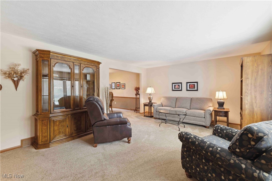 20474 Sandalwood Lane, Strongsville, Ohio image 11