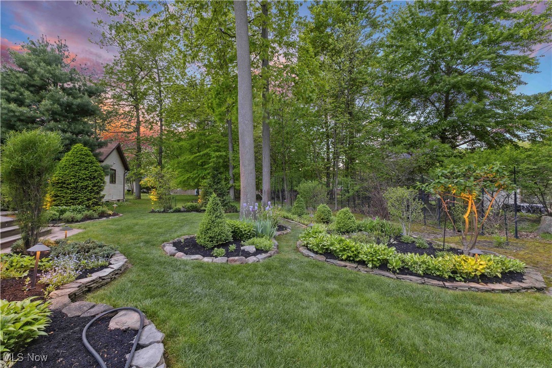 20474 Sandalwood Lane, Strongsville, Ohio image 42