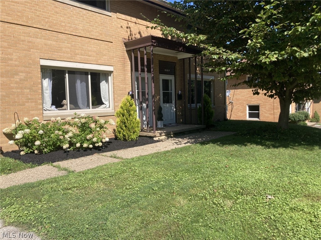 1660-1664 Bailey Road