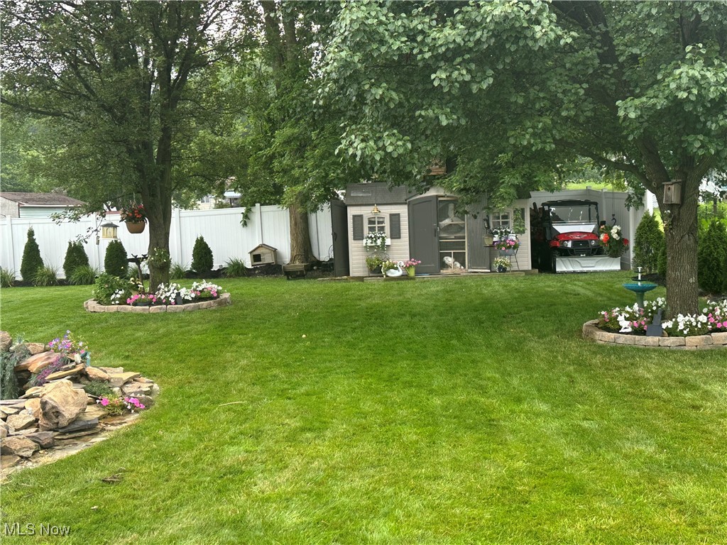 Youngstown, Ohio 44515, United States, 3 Bedrooms Bedrooms, ,3 BathroomsBathrooms,Residential,Active,180637