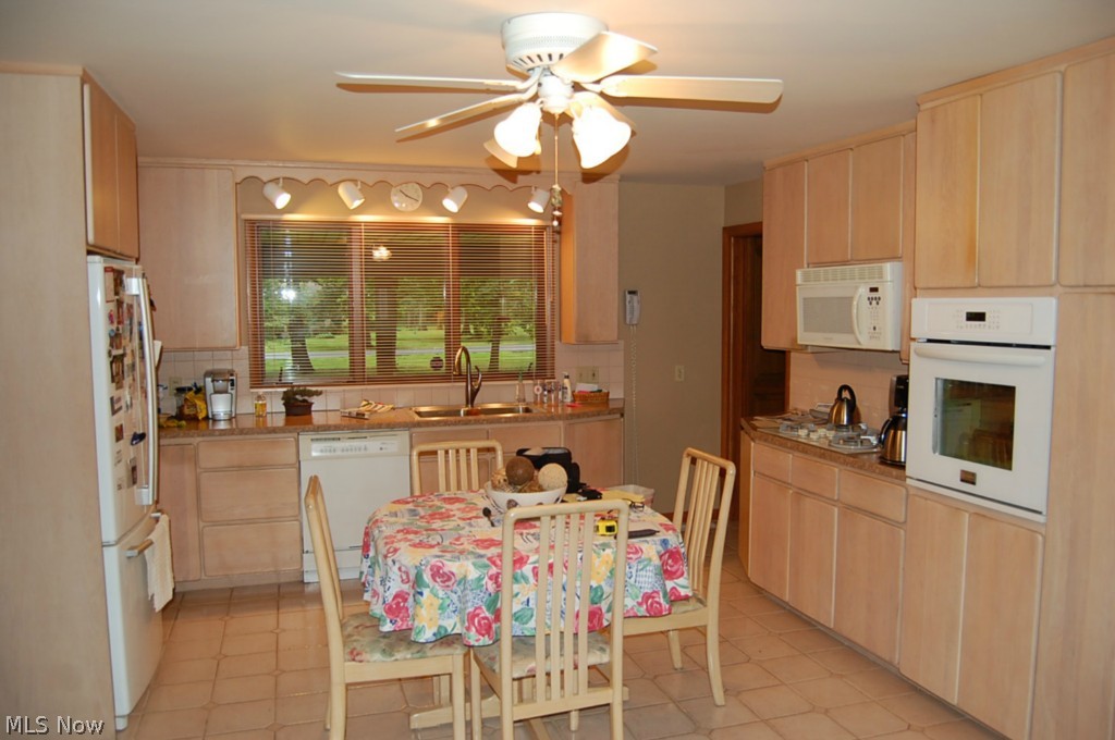 Hawthorne Acres - Residential