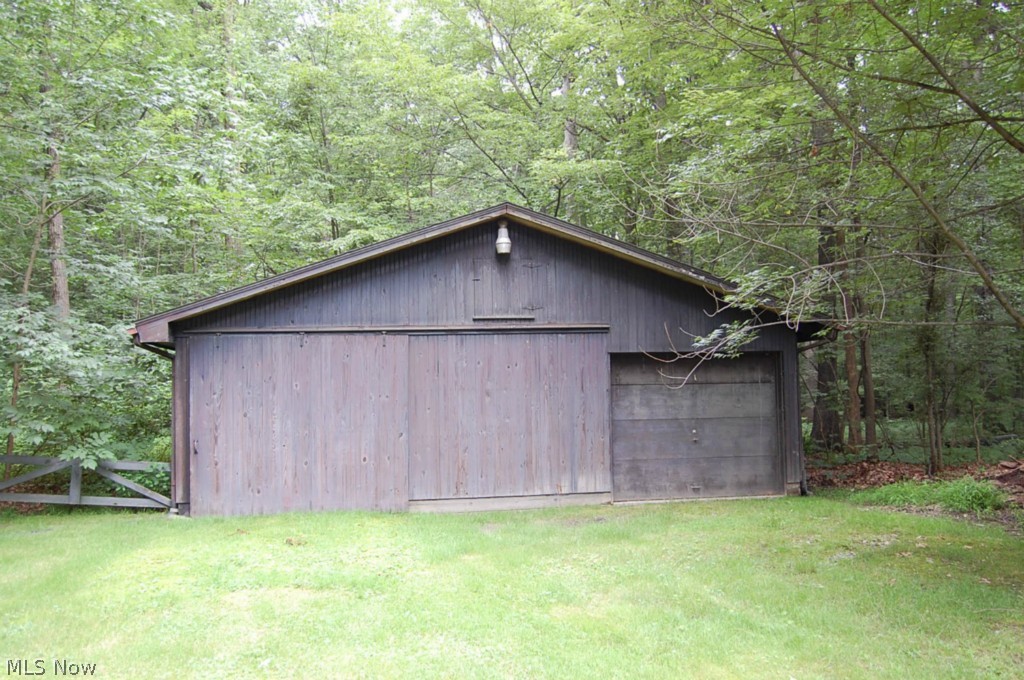 Hawthorne Acres - Residential