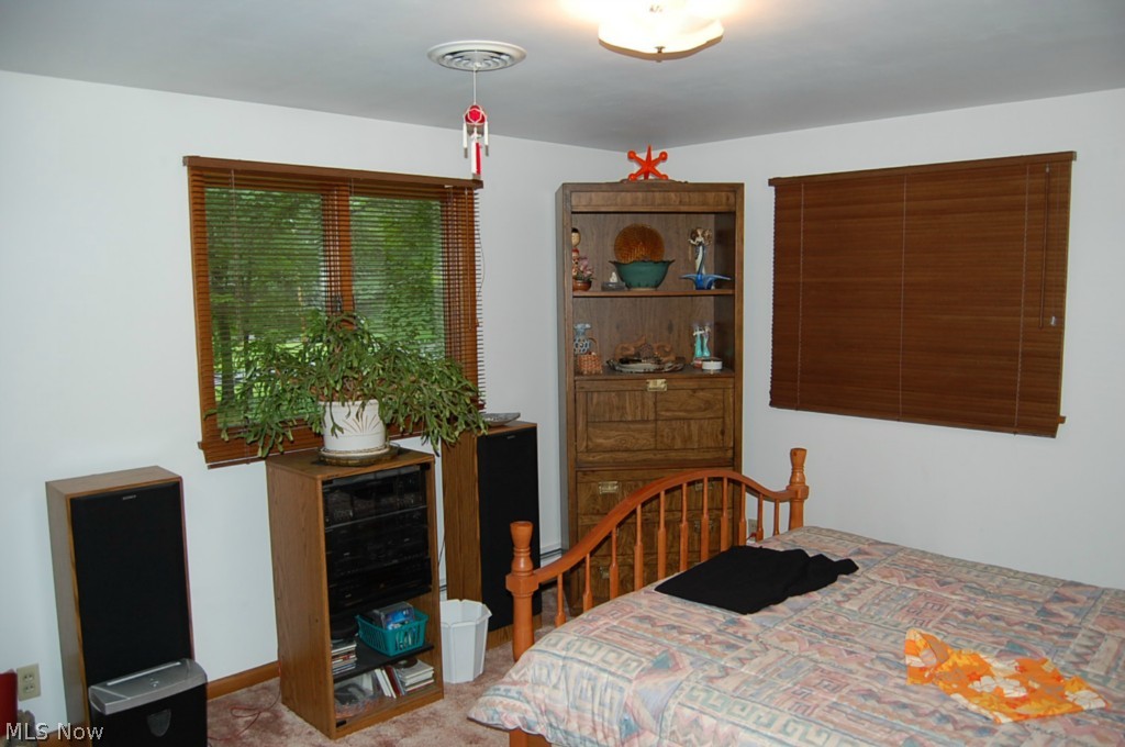 Hawthorne Acres - Residential