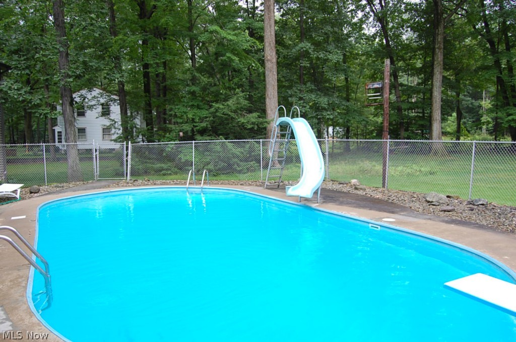 Hawthorne Acres - Residential