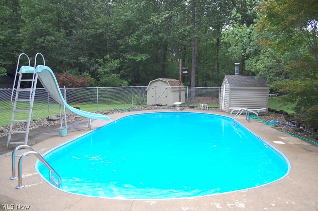 Hawthorne Acres - Residential