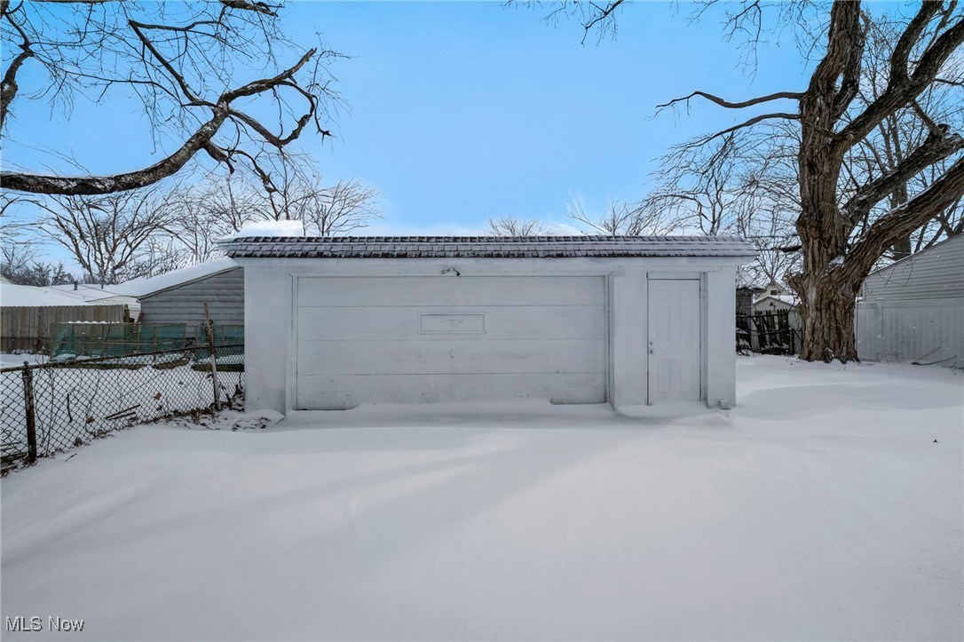 West 143rd Street 01 - Residential