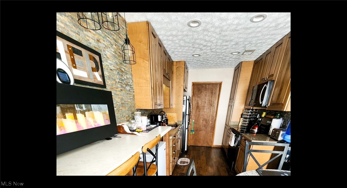 Ivy Hill Condos - Residential