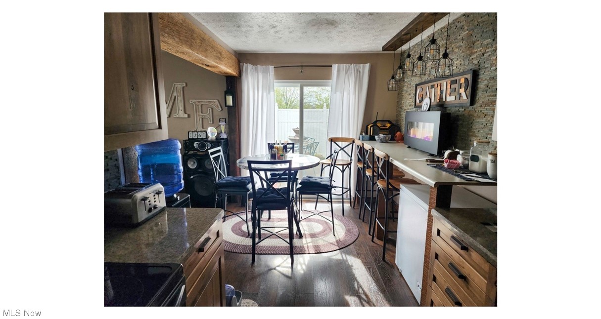 Ivy Hill Condos - Residential