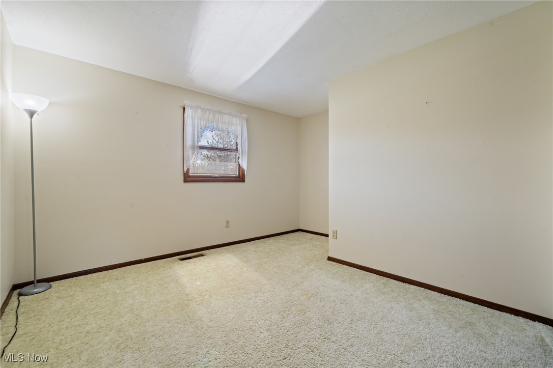 11440 N Durkee Road, Grafton, Ohio image 21