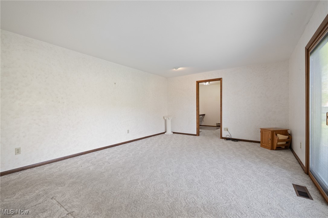 11440 N Durkee Road, Grafton, Ohio image 11