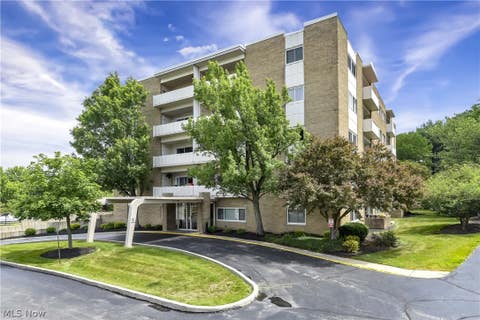 Photo for 2039 Wooster Road 14D