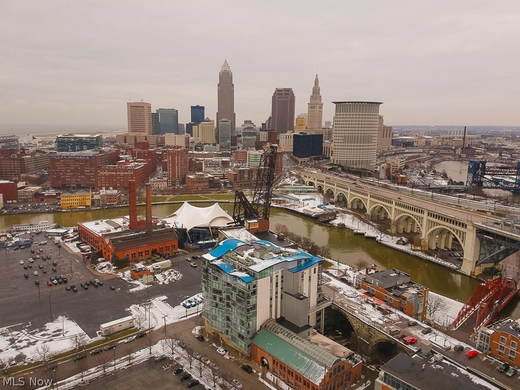 Stonebridge Plaza - Residential