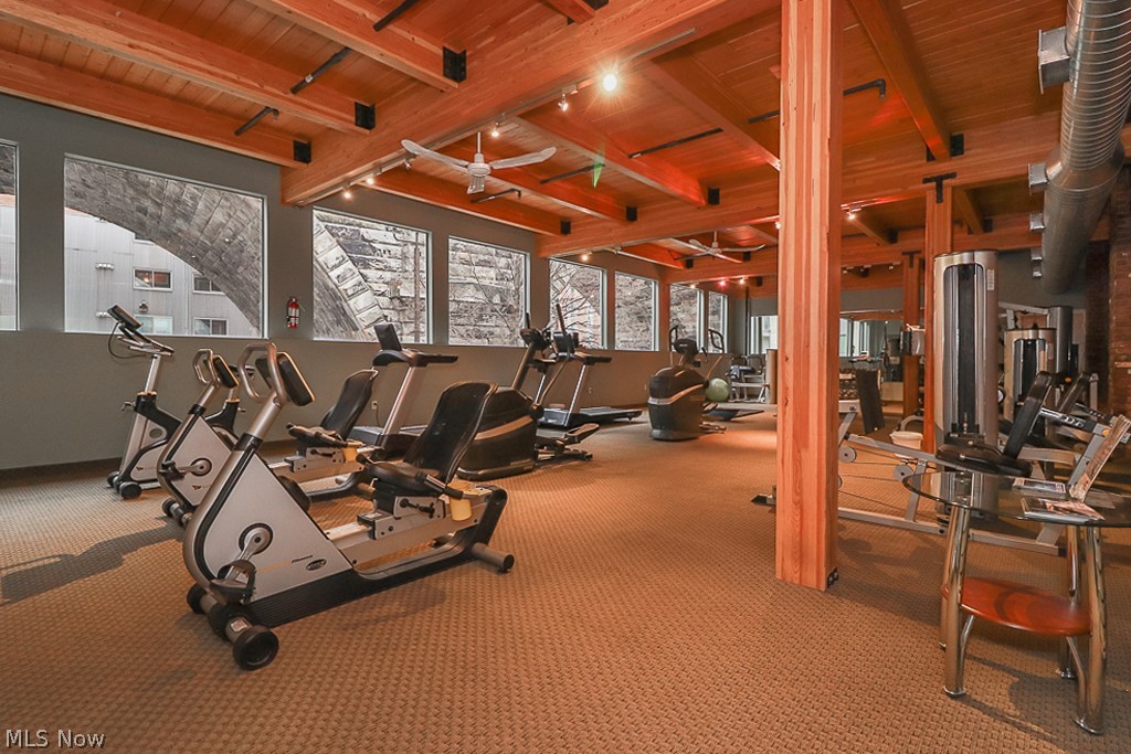 Stonebridge Plaza - Residential