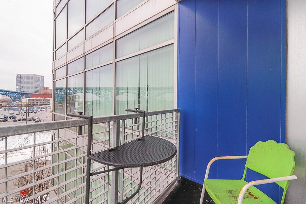 Stonebridge Plaza - Residential