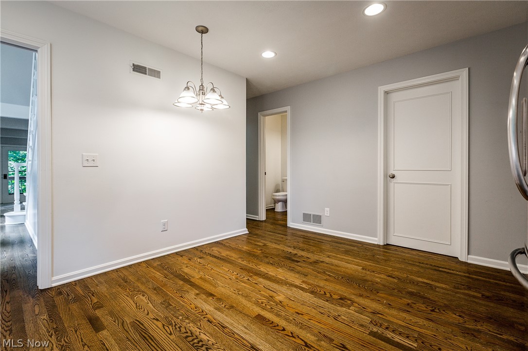 Auburn Knolls Consolidated Con - Residential