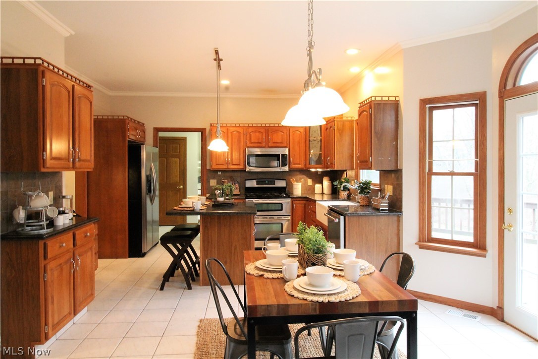 City/Canfield - Residential