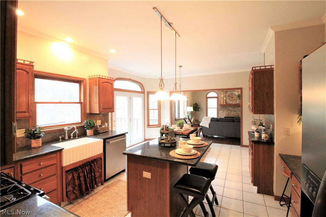 City/Canfield - Residential