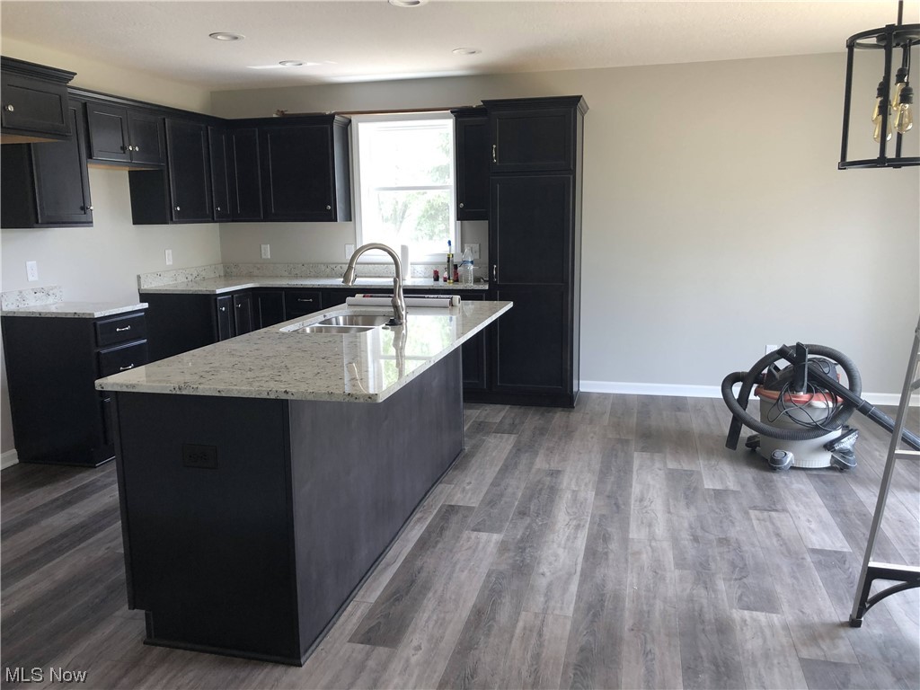 5945 Perry Hills Drive, Canton, Ohio image 4