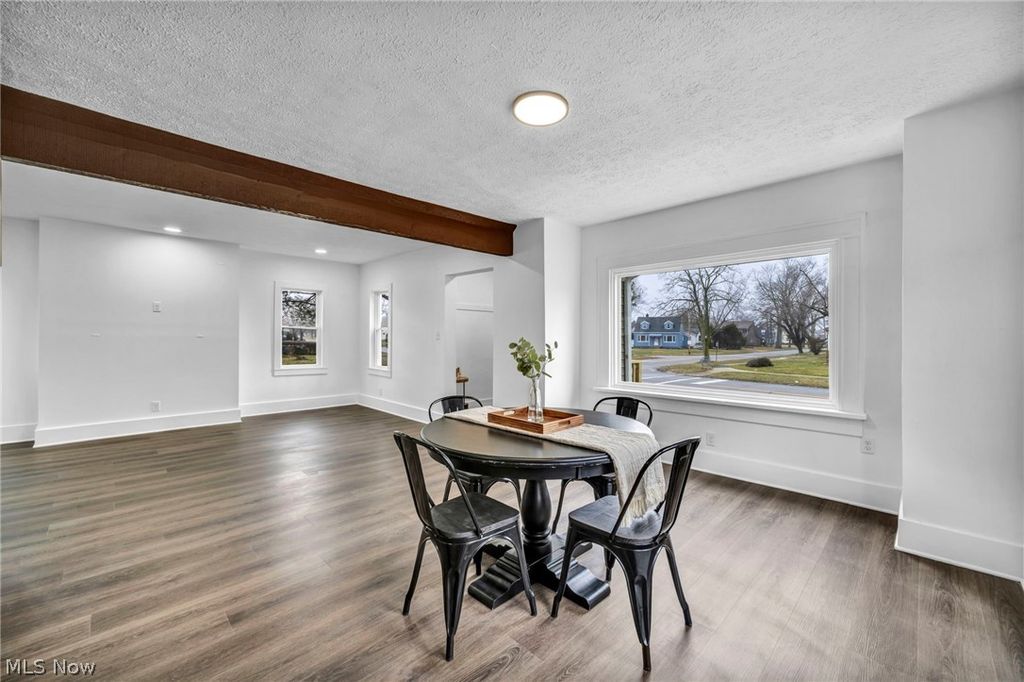 Photo of 235 Euclid Avenue, Lorain, OH 44052 (MLS # 5192339)