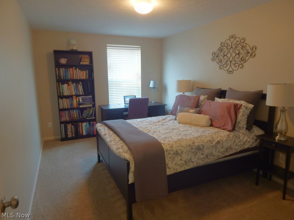 New Hampton Ph 04 - Residential