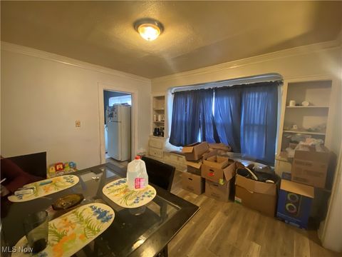 Tiny photo for 14500 Kingsford Avenue, Cleveland, OH 44128 (MLS # 5178659)