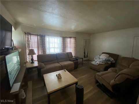 Tiny photo for 14500 Kingsford Avenue, Cleveland, OH 44128 (MLS # 5178659)