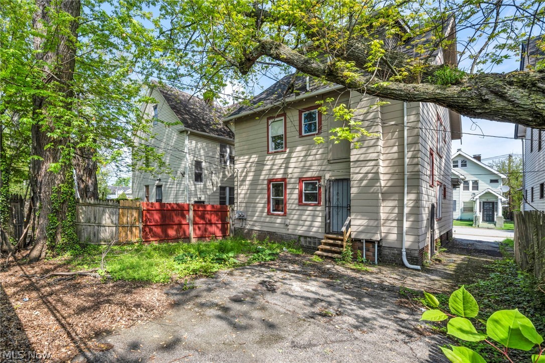 Windermere - Residential Income