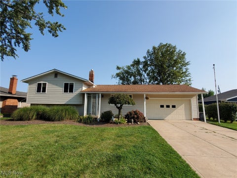 Photo for 36842 Lake Shore Boulevard