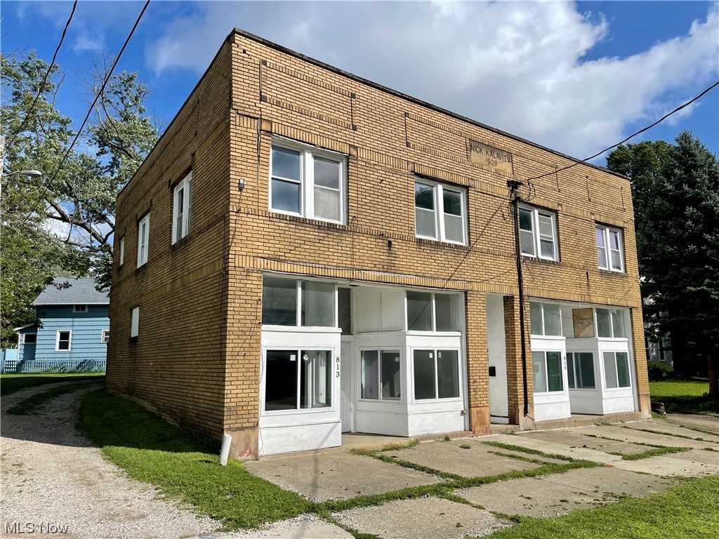 Akron - Residential Lease