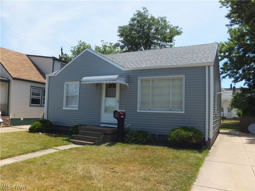 Looking to move right in,everything done, this is it,ranch,newer vinyl siding,newer (tear off) roof,newer windows,newer furnace,newer carpet,freshly painted,updated 100amp electric box,12x8 storage shed,fenced yard