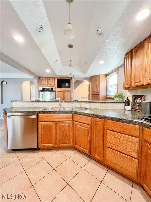 Ridgewood Gardens Anx - Residential