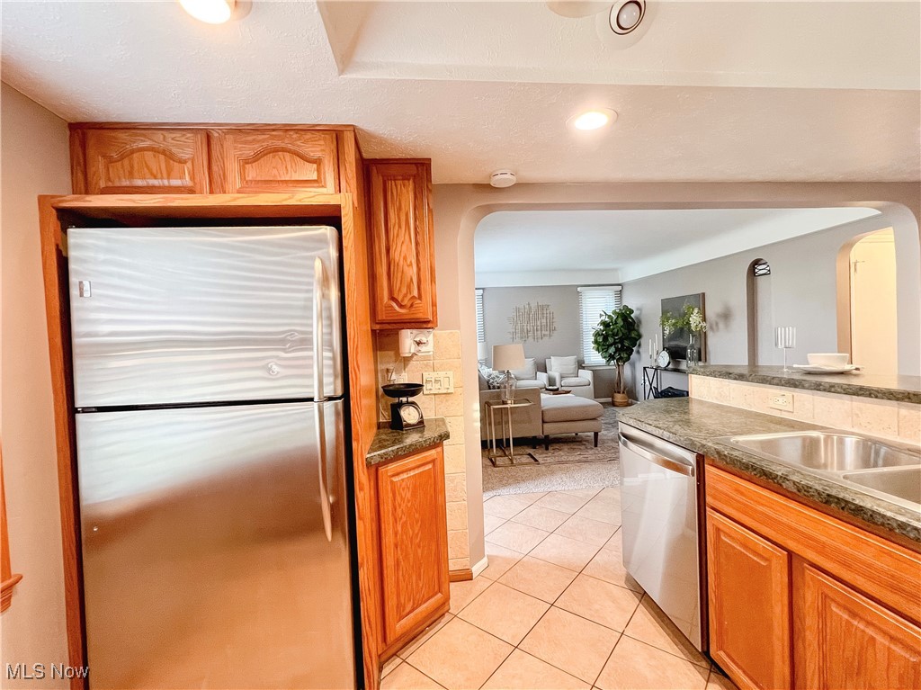 Ridgewood Gardens Anx - Residential