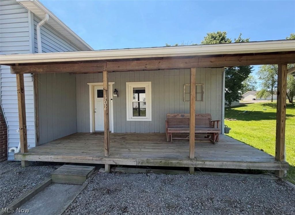 Photo of 302 3rd Avenue SE, Beach City, OH 44608 (MLS # 5226631)