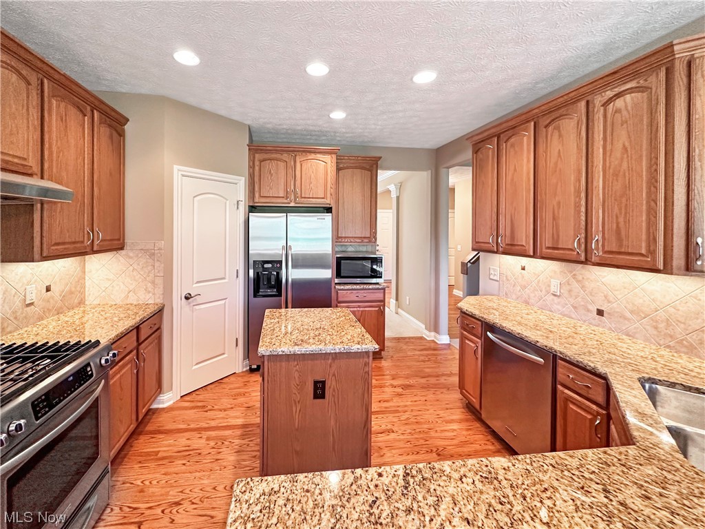 Wilshire Golf Course Cmnty Ph - Residential