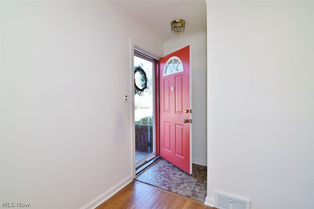 1663 Oakmount Road