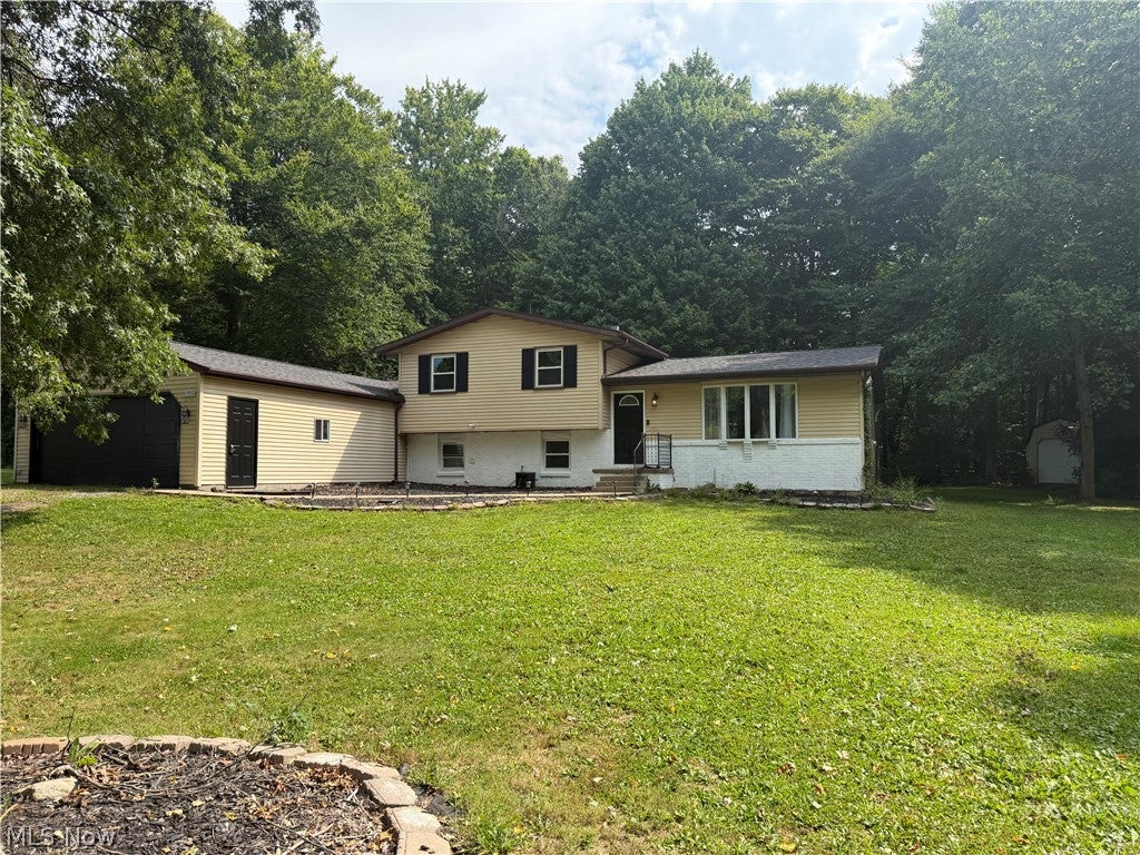 1950 Woodland Drive