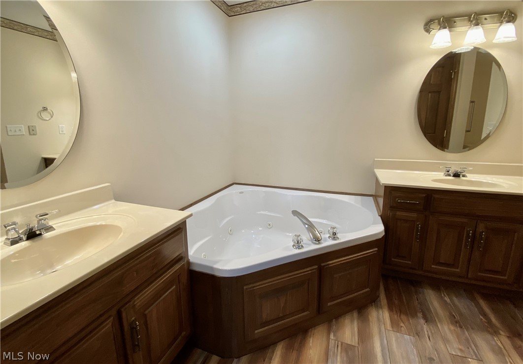 1576 Cape Cod Drive Condo - Residential