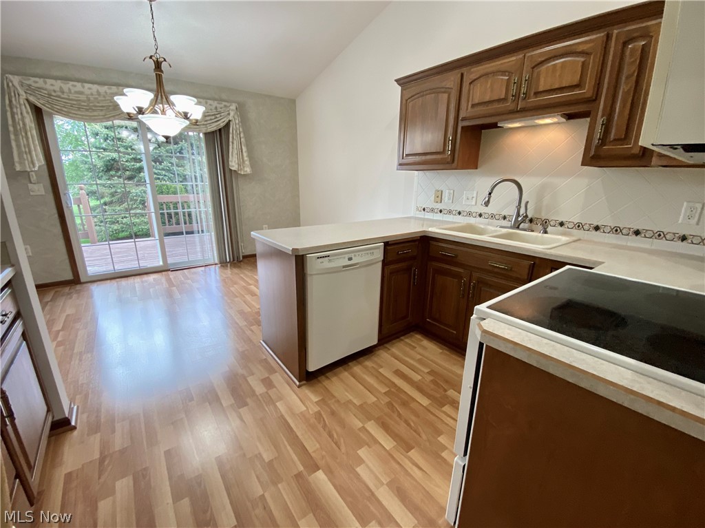 1576 Cape Cod Drive Condo - Residential