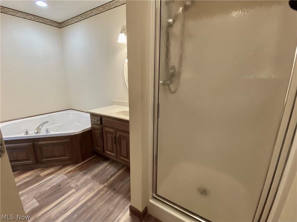 1576 Cape Cod Drive Condo - Residential