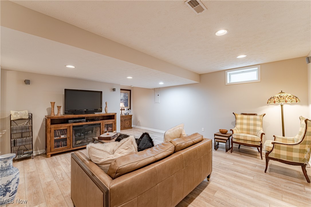 5770 Overlook Way, North Ridgeville, Ohio image 23