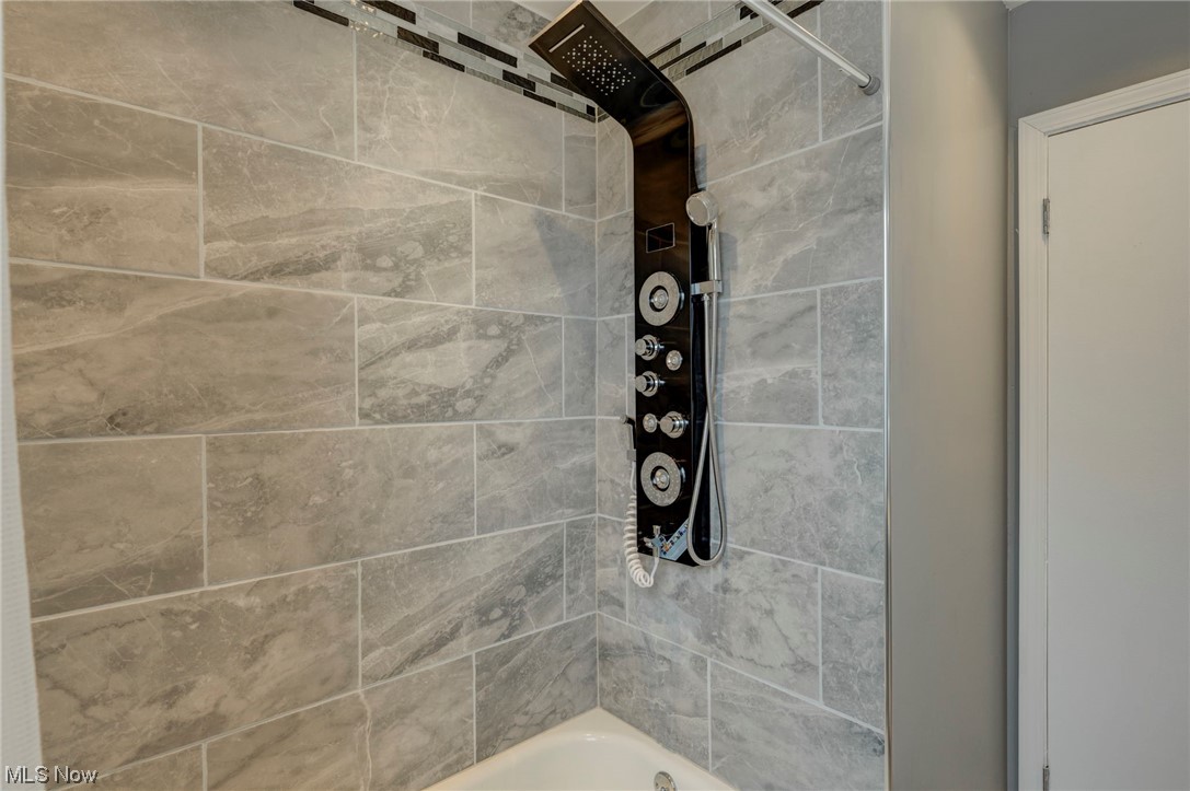 Miles Ctr Land Cos Hm Sites G - Residential