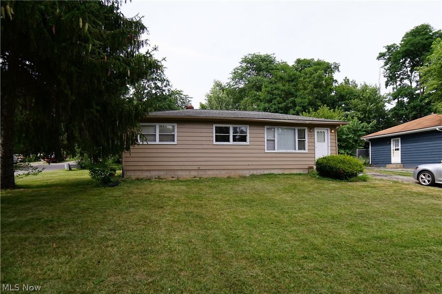 1958 Ranch on a large Corner lot, 0.2037 acres. 3 Bedrooms, 1 Bath, Full Basement and 1 Car Detached Garage. Brand New Furnace installed January 2017. Call Today!!