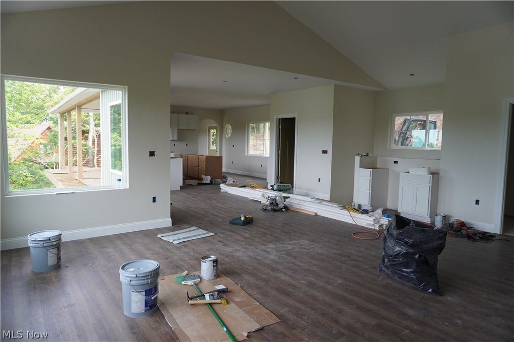 Photo of 15 Huron Trail, Malvern, OH 44644 (MLS # 5218705)