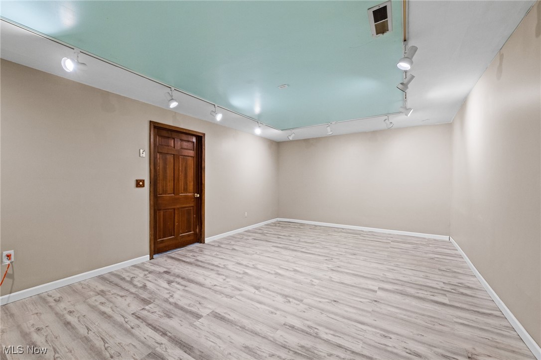 Medina - Residential