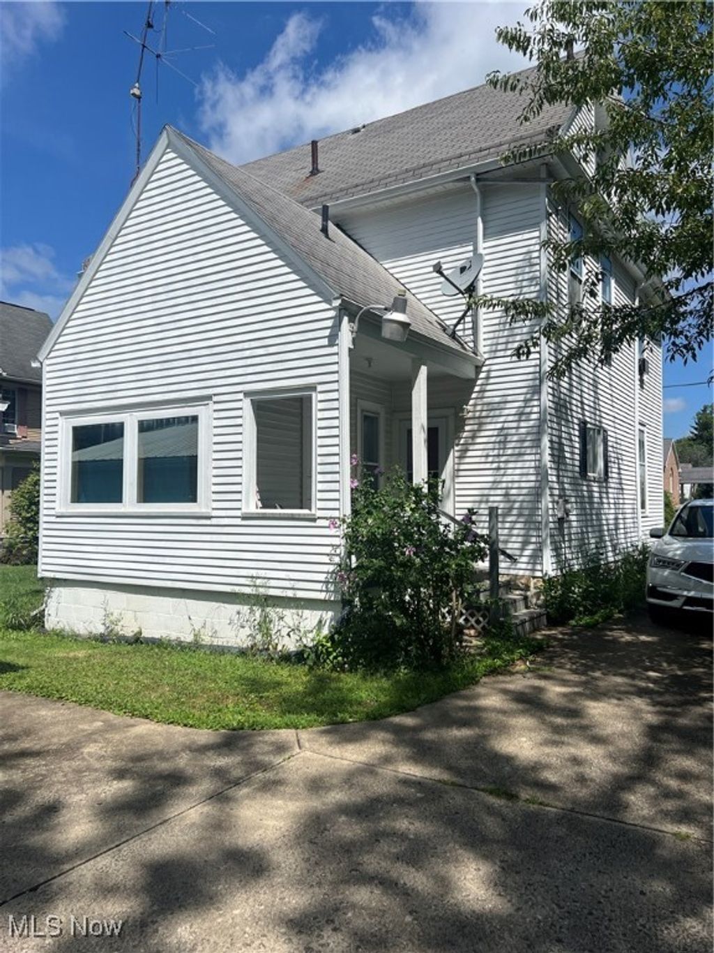 Photo of 1273 E State Street, Salem, OH 44460 (MLS # 5183200)